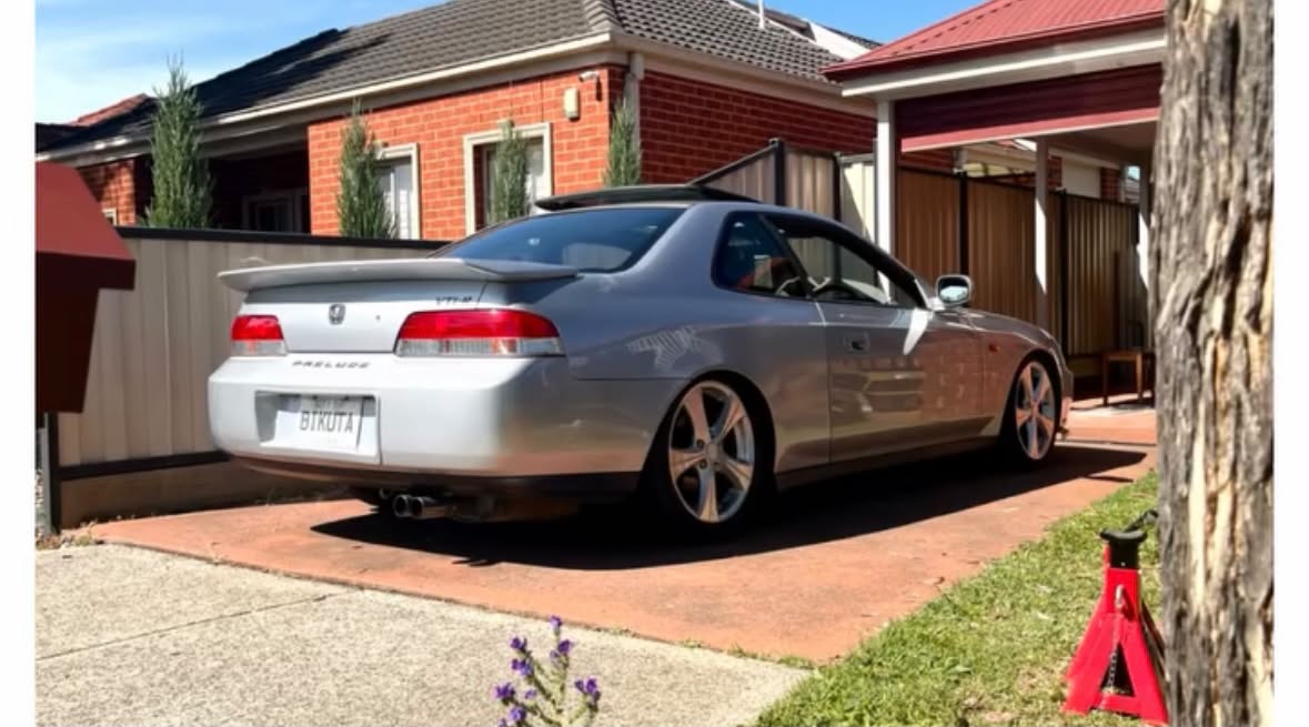 Elise Marc - Custom Prelude